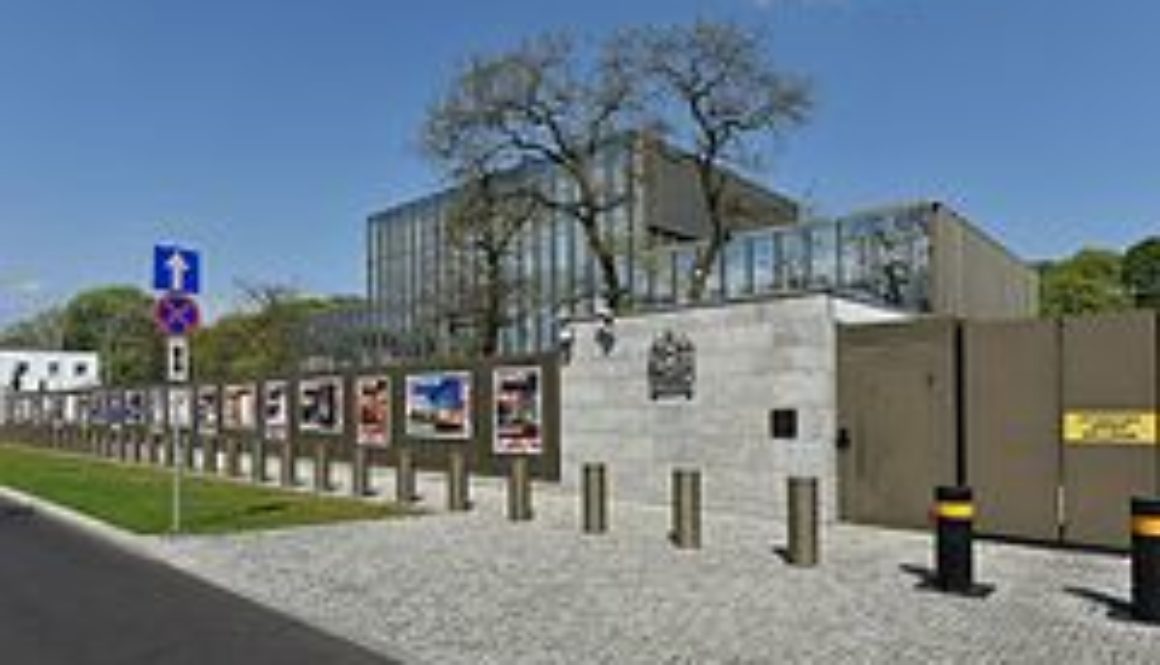 UK_Embassy_in_Warsaw_2016